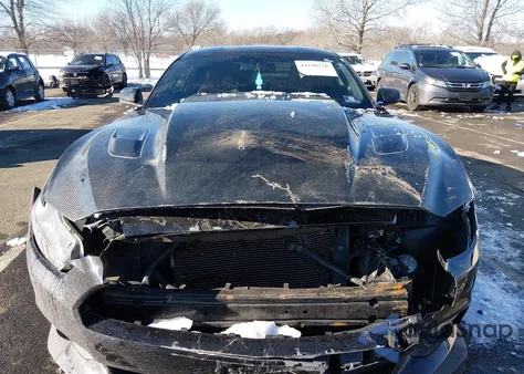 2017 Ford Mustang Gt Premium z USA, uszkodzony, nr VIN 1FA6P8CF6H5276627